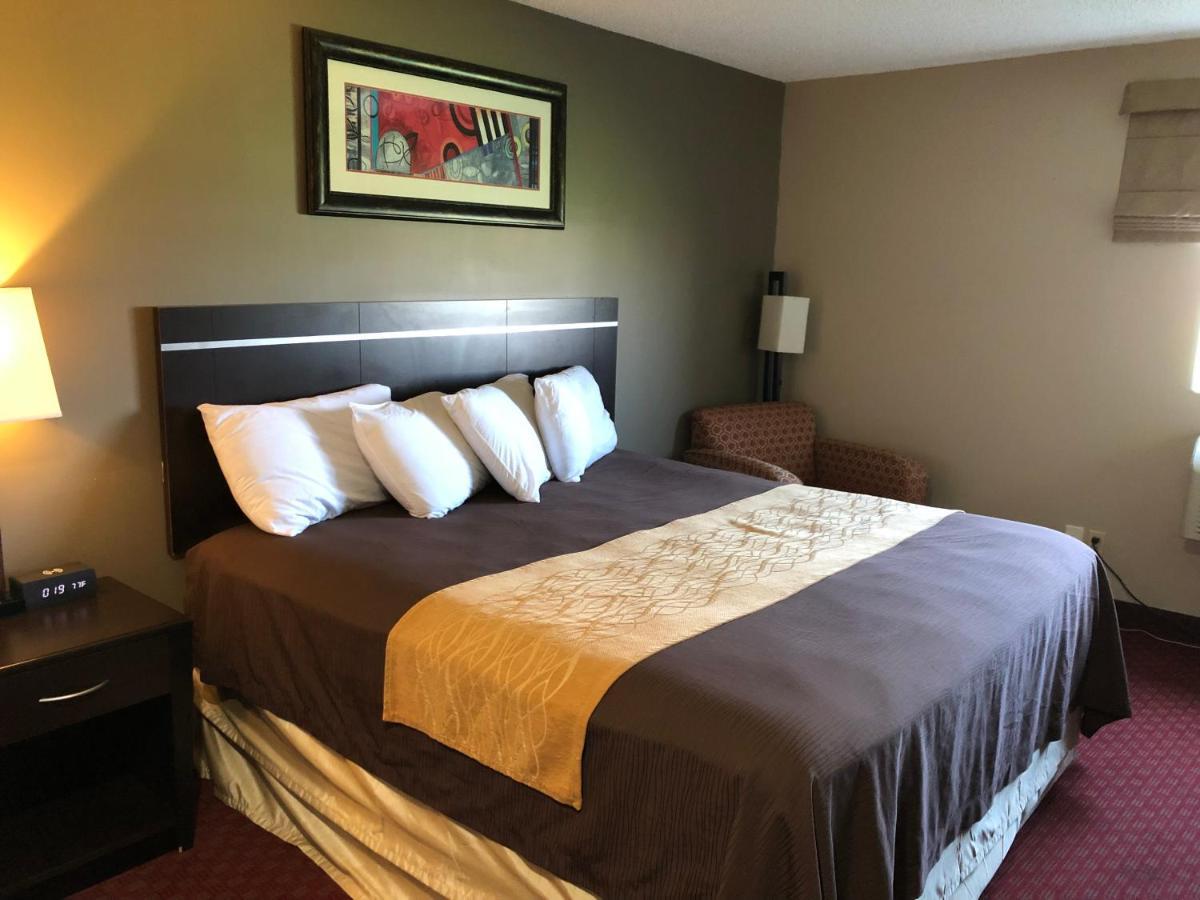 The Inn&Suites Sw Omaha Kültér fotó